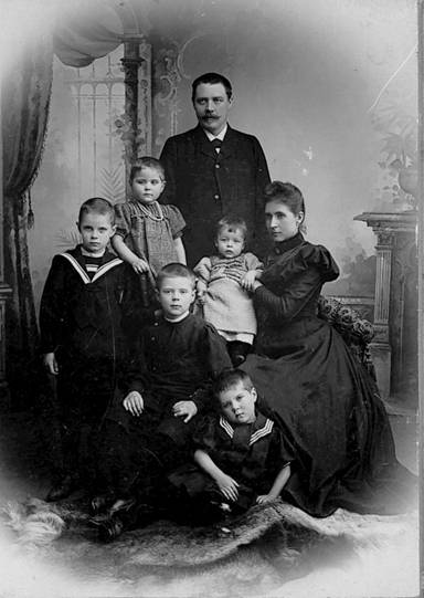 1898 fam